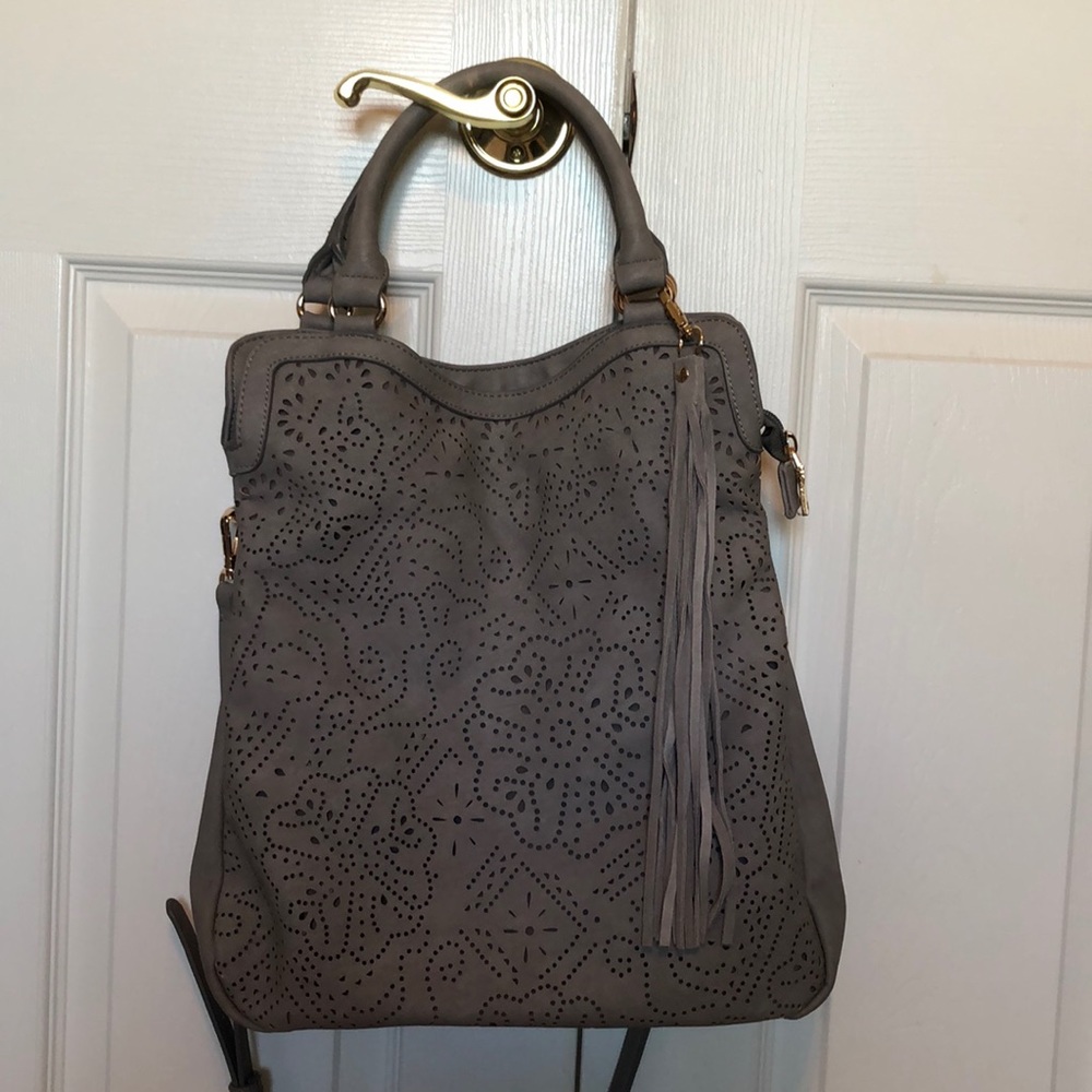 Crossbody/satchel purse. Brand: Moda Luxe